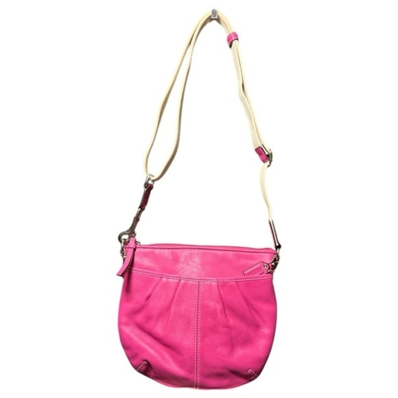 NWOT Coach Swingpack Soho Fuchsia Leather Crossbody Messenger Bag F42833 - Picture 1 of 8